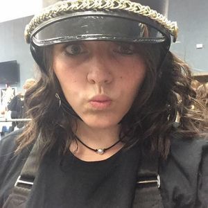 Meet your Posher, Caroline